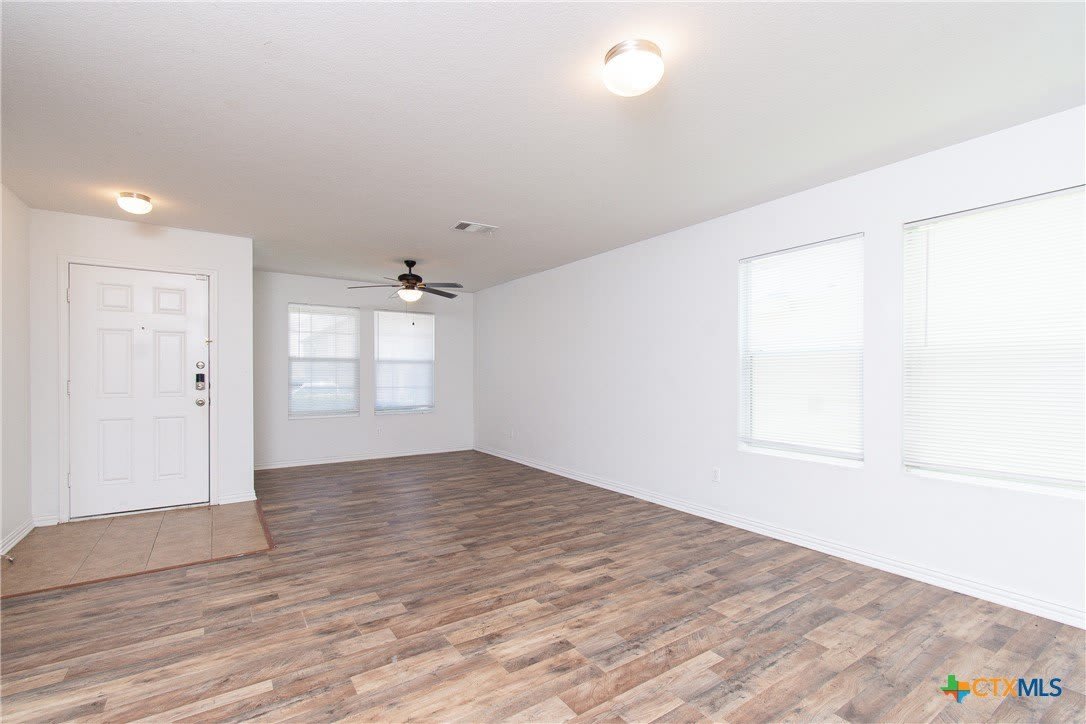 9007 Sandyford Court – photo 4