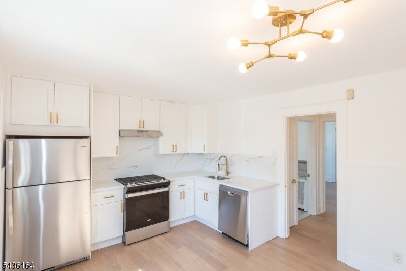 88 Hughes St – photo 1