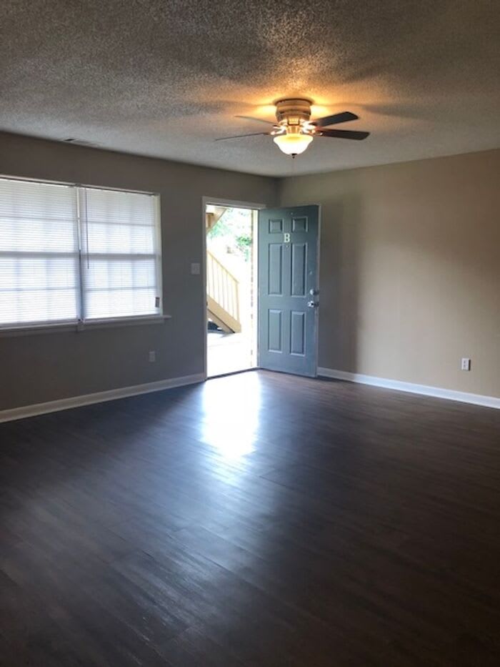 11824 East Gateway Drive Southeast – photo 4