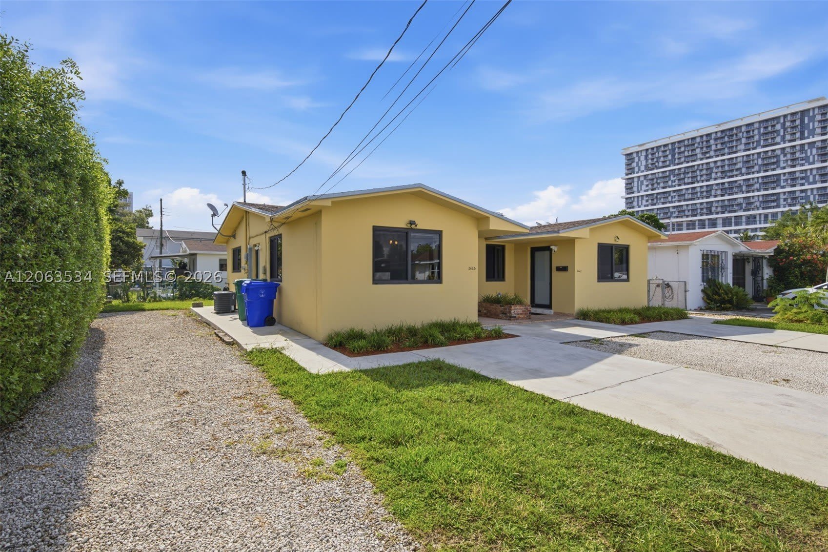 2625 SW 29th Ave – photo 3