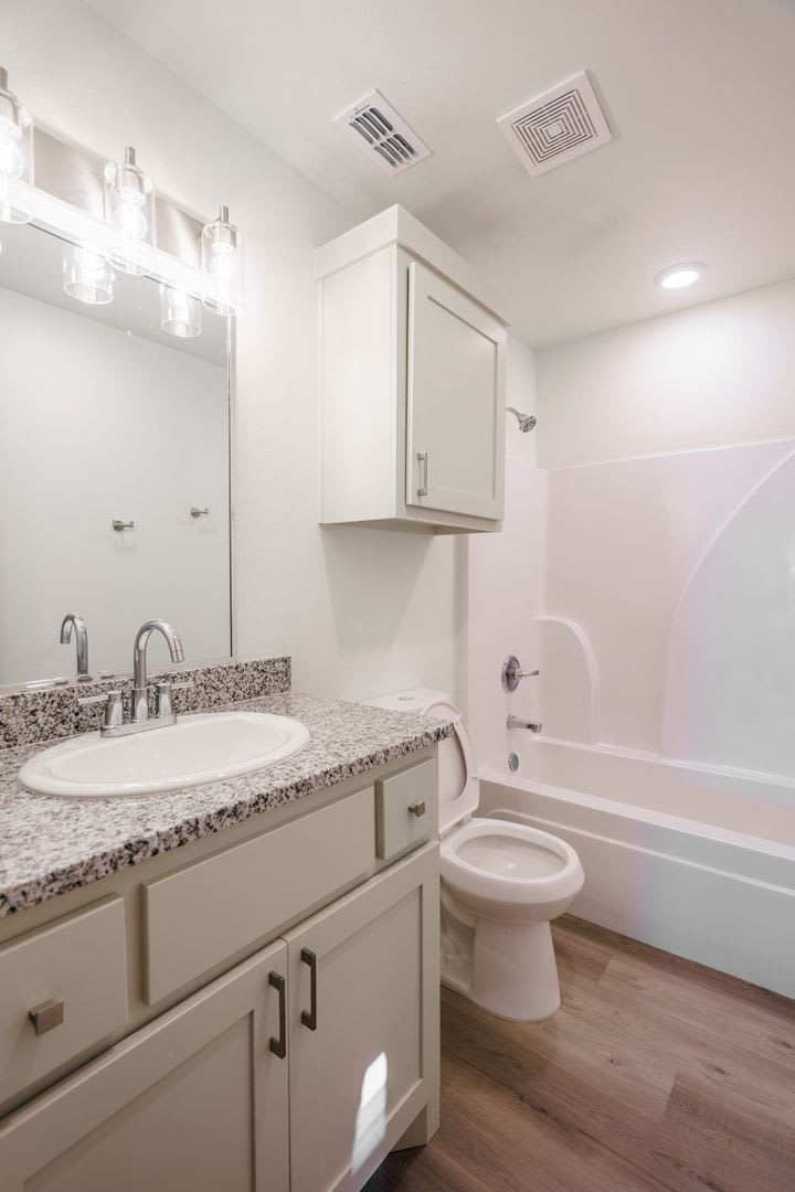 New Construction built in Elm Meadows – photo 3