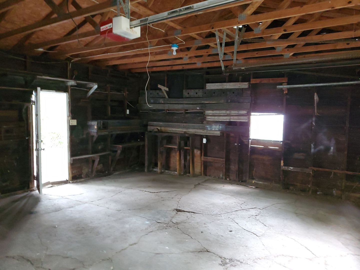 1615 Rowland Ave NE – photo 2