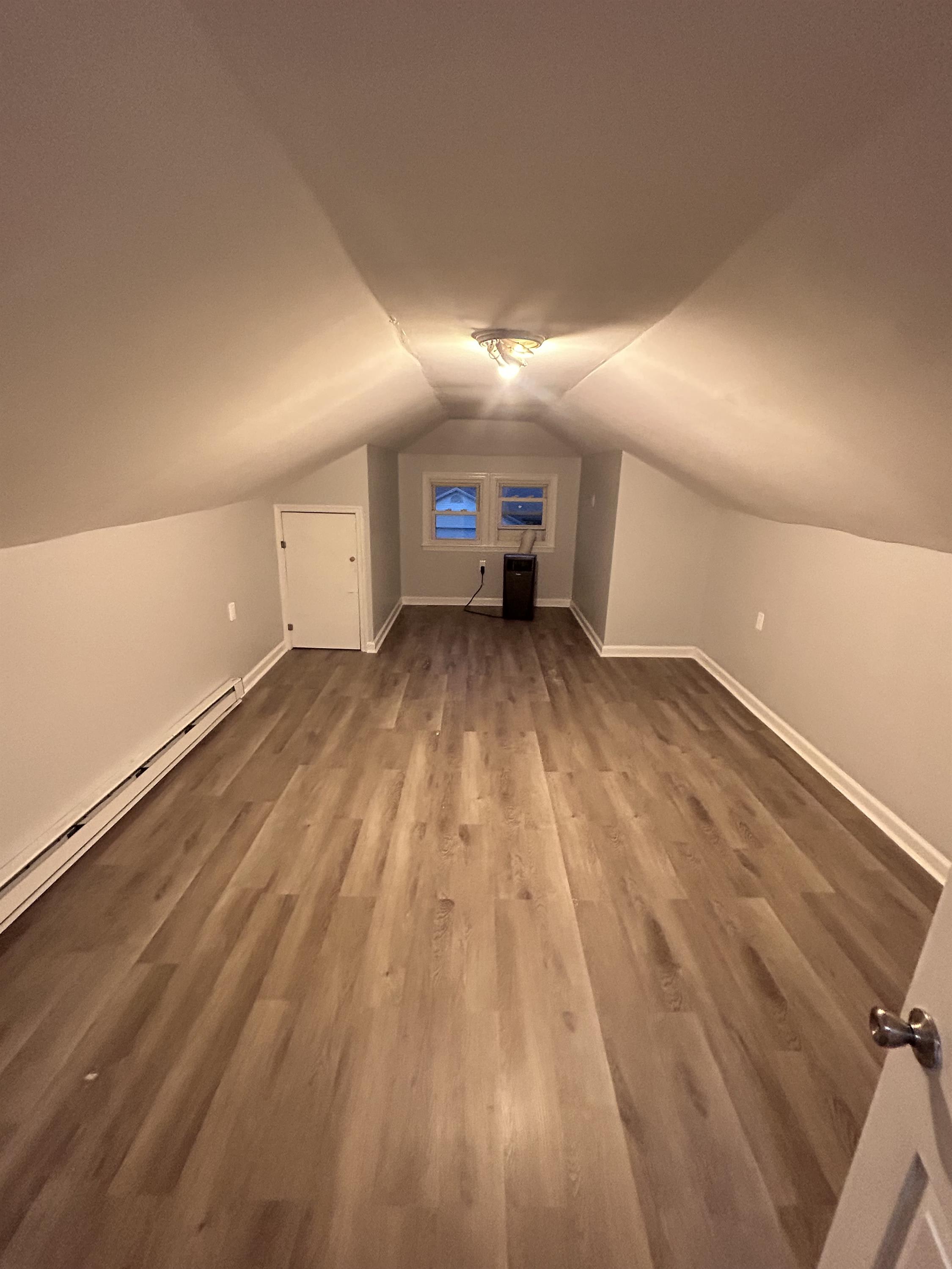 1400 Beaumont Avenue – photo 5