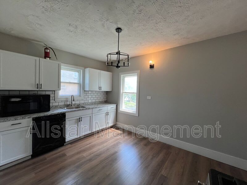 8203 Denison Avenue – photo 3