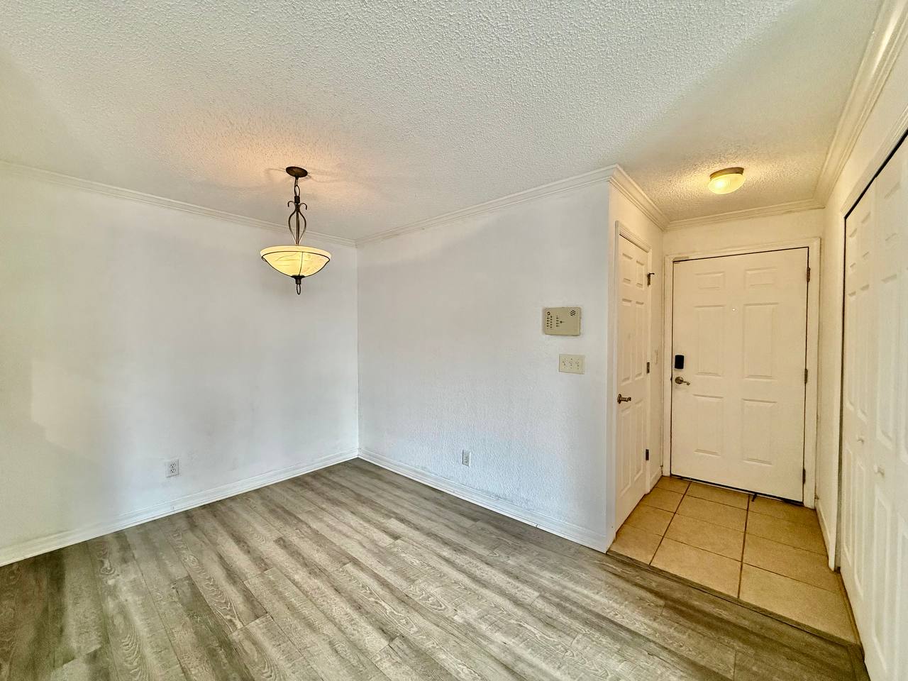 3311 Haviland Ct Apt 204 – photo 2