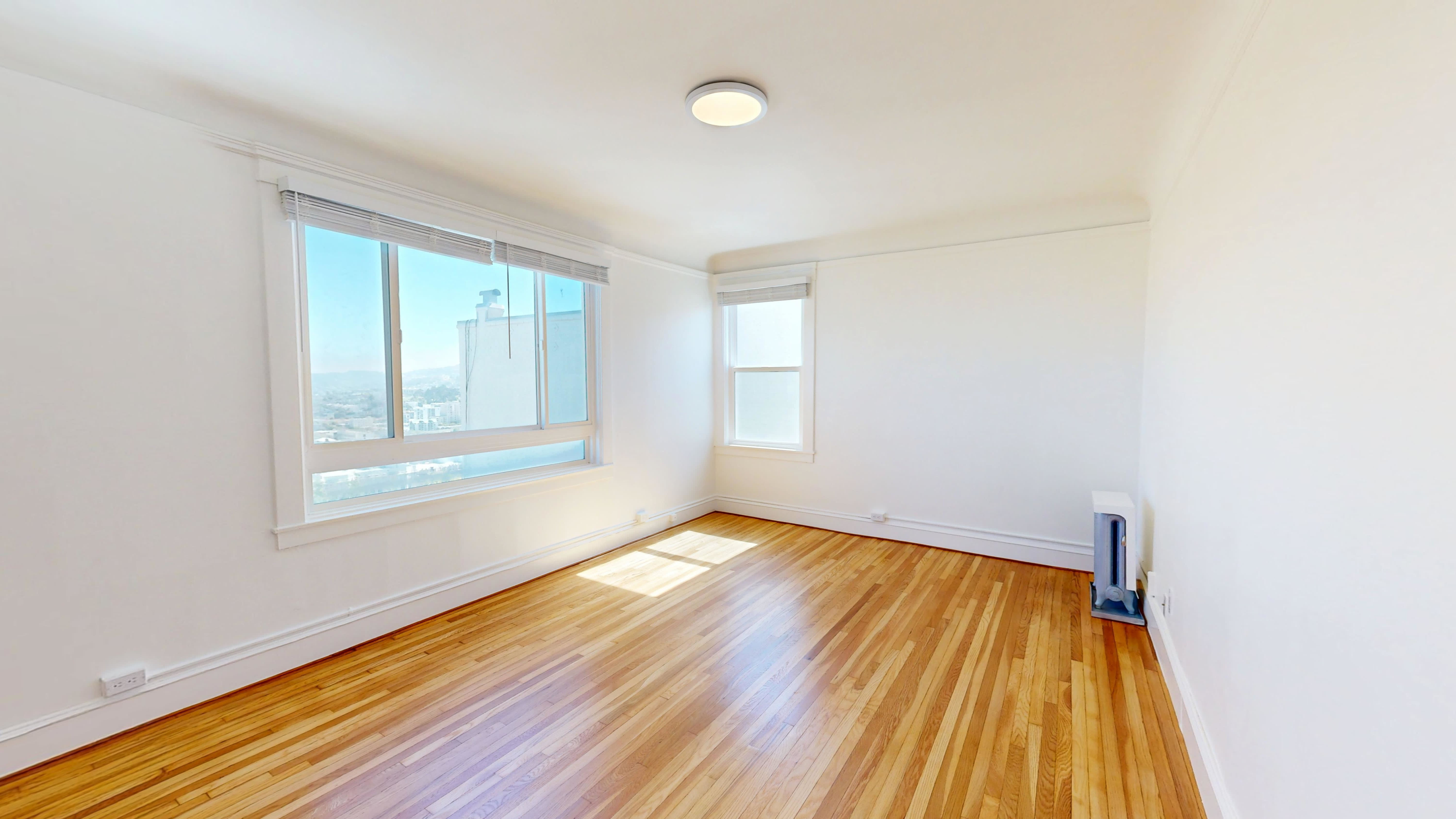 2121 Sacramento Street – photo 1