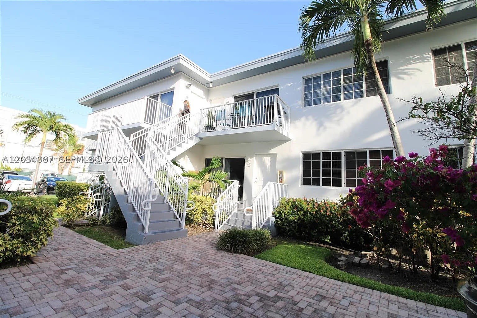 9260 Bay Harbor Ter – photo 2