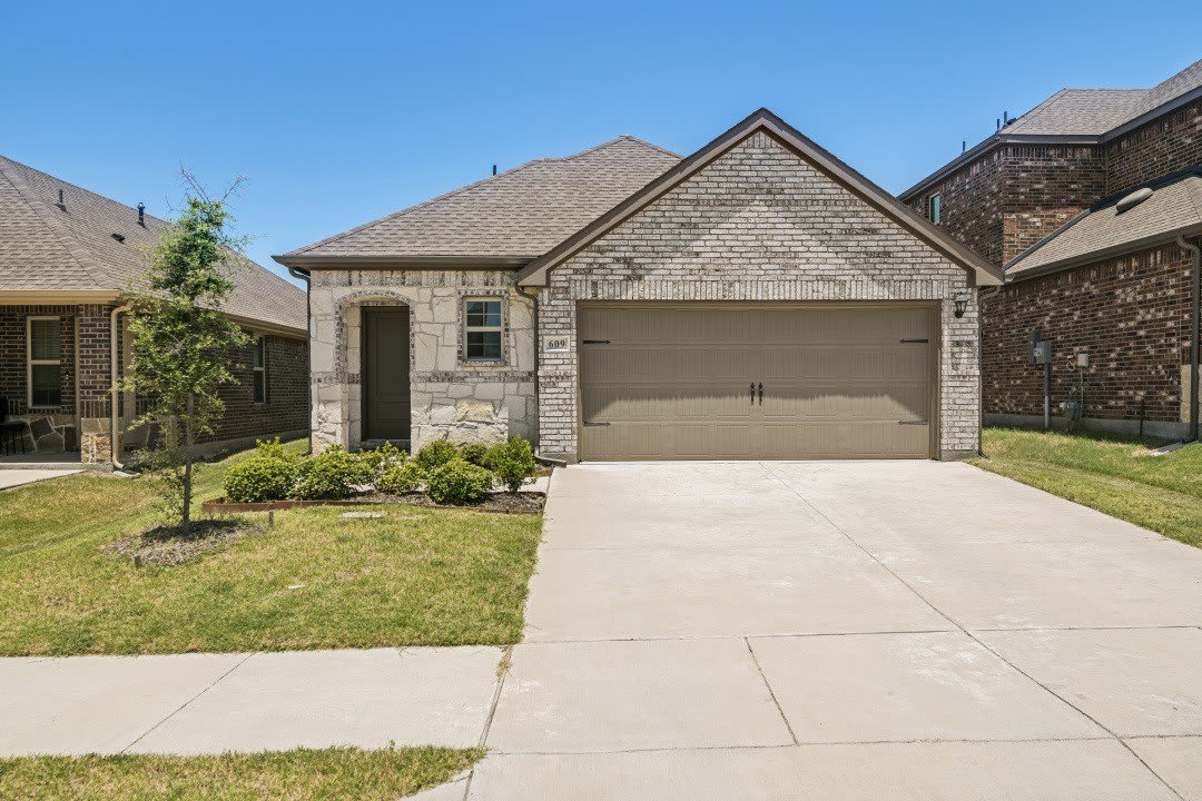 609 Nature Stroll Road – photo 1