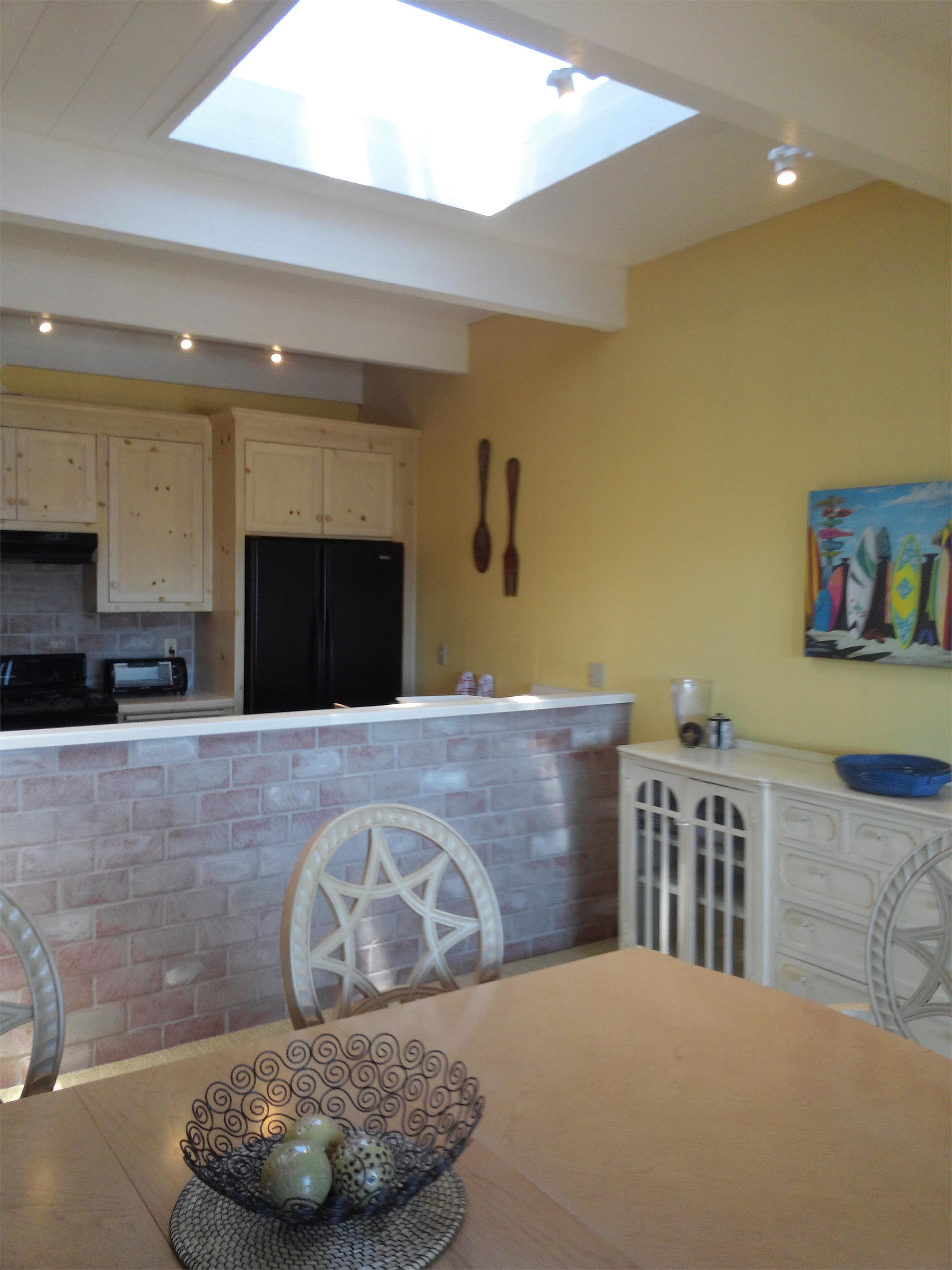 242 4Th Ave – photo 5