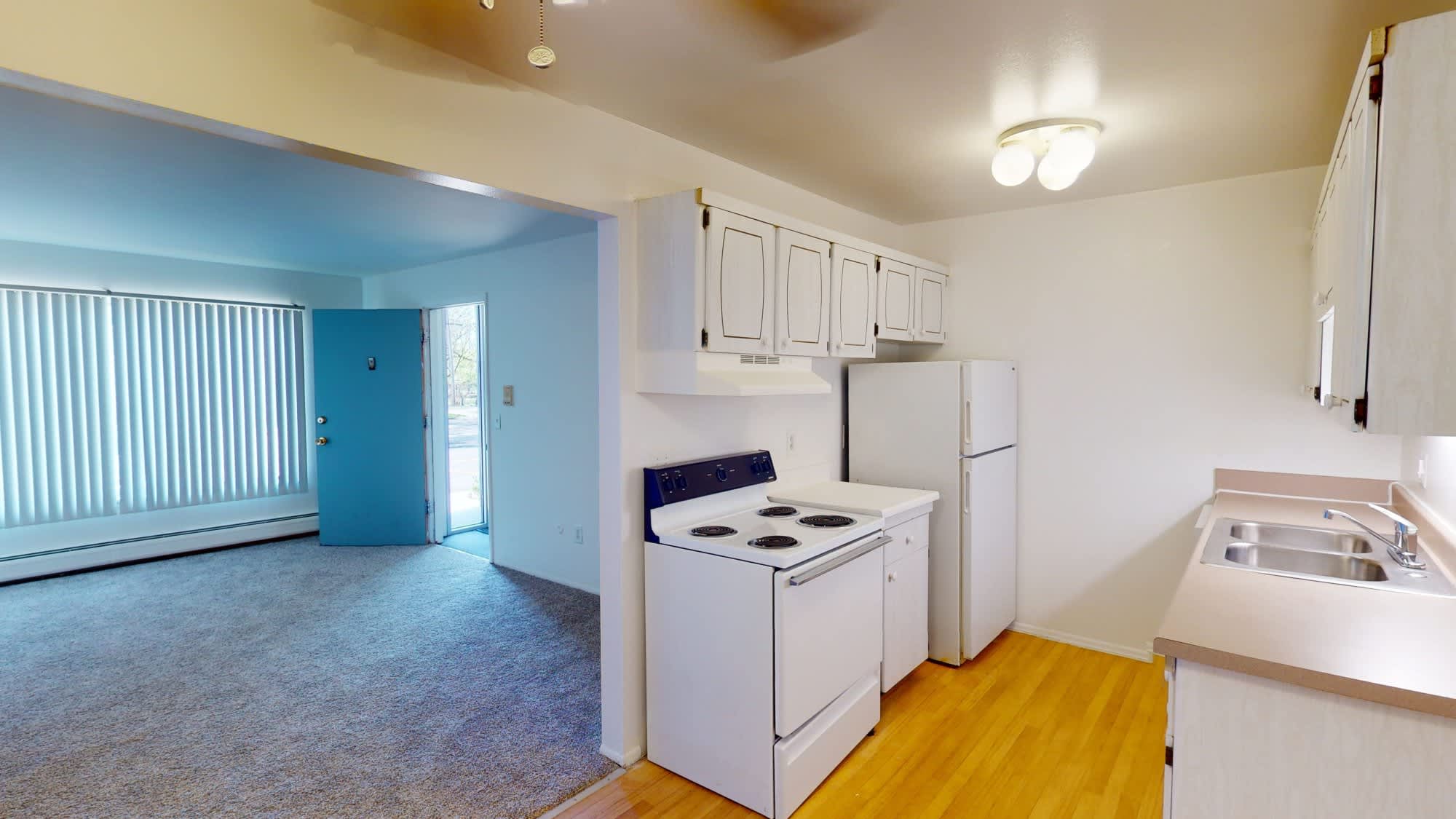 Outer Drive Manor Apartments – photo 3