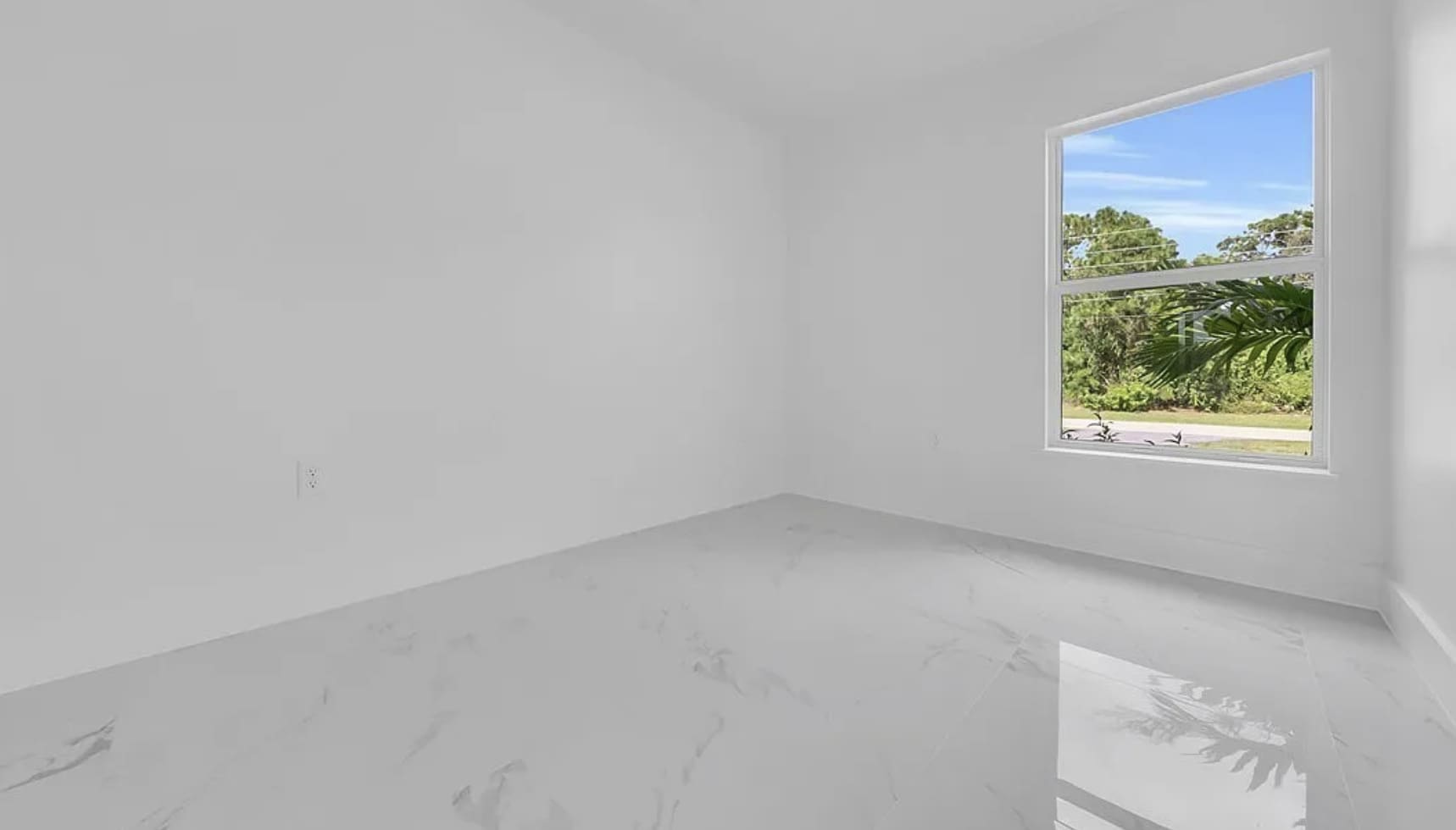 4675 Golfview Boulevard – photo 2