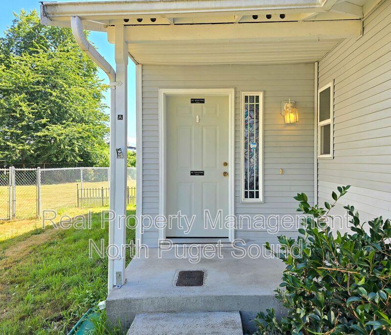 1205 Frontier Cir. E – photo 1