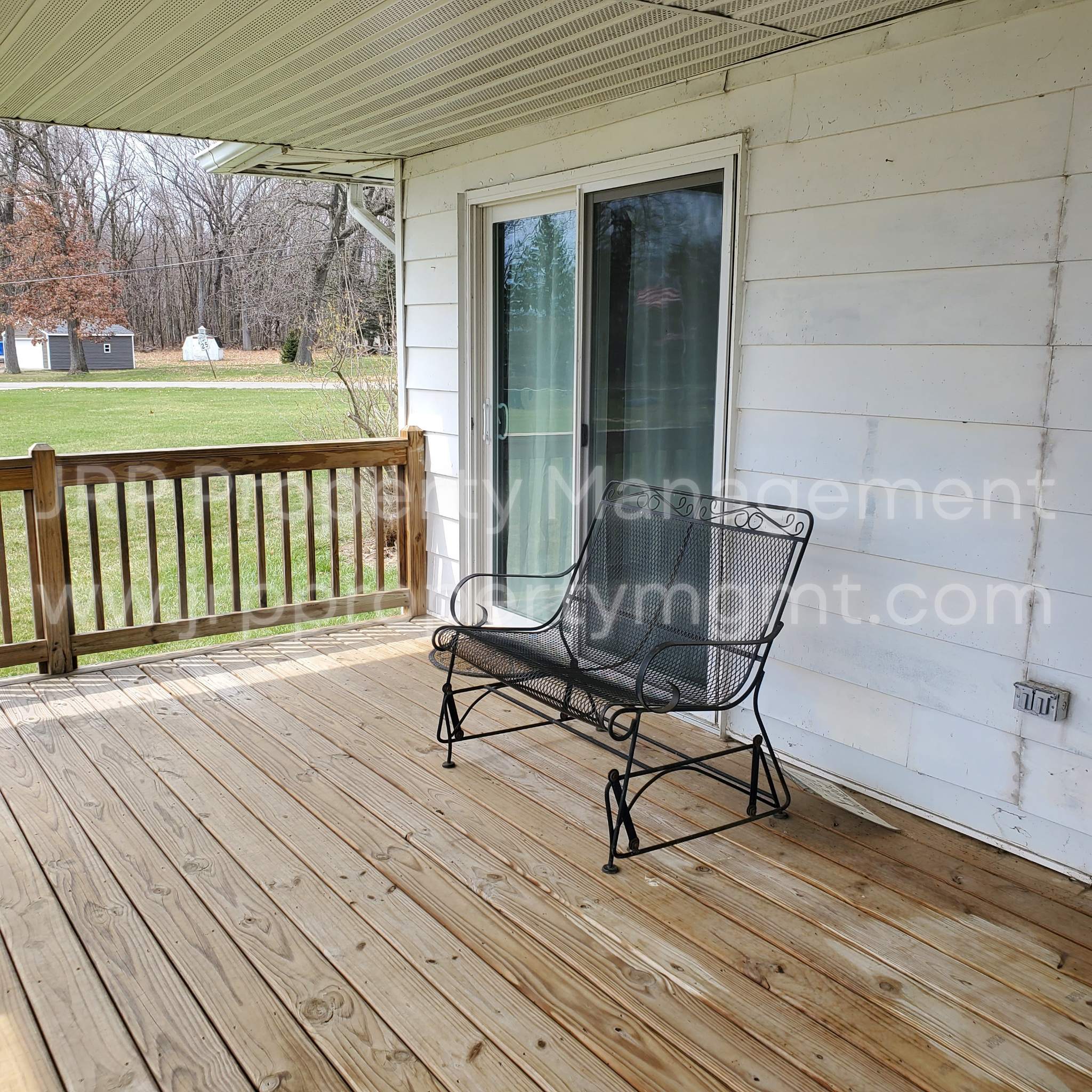 555 Norvell Beach Drive – photo 3