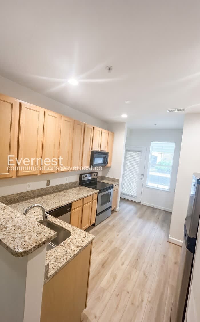 42536 Mayflower Terrace – photo 3