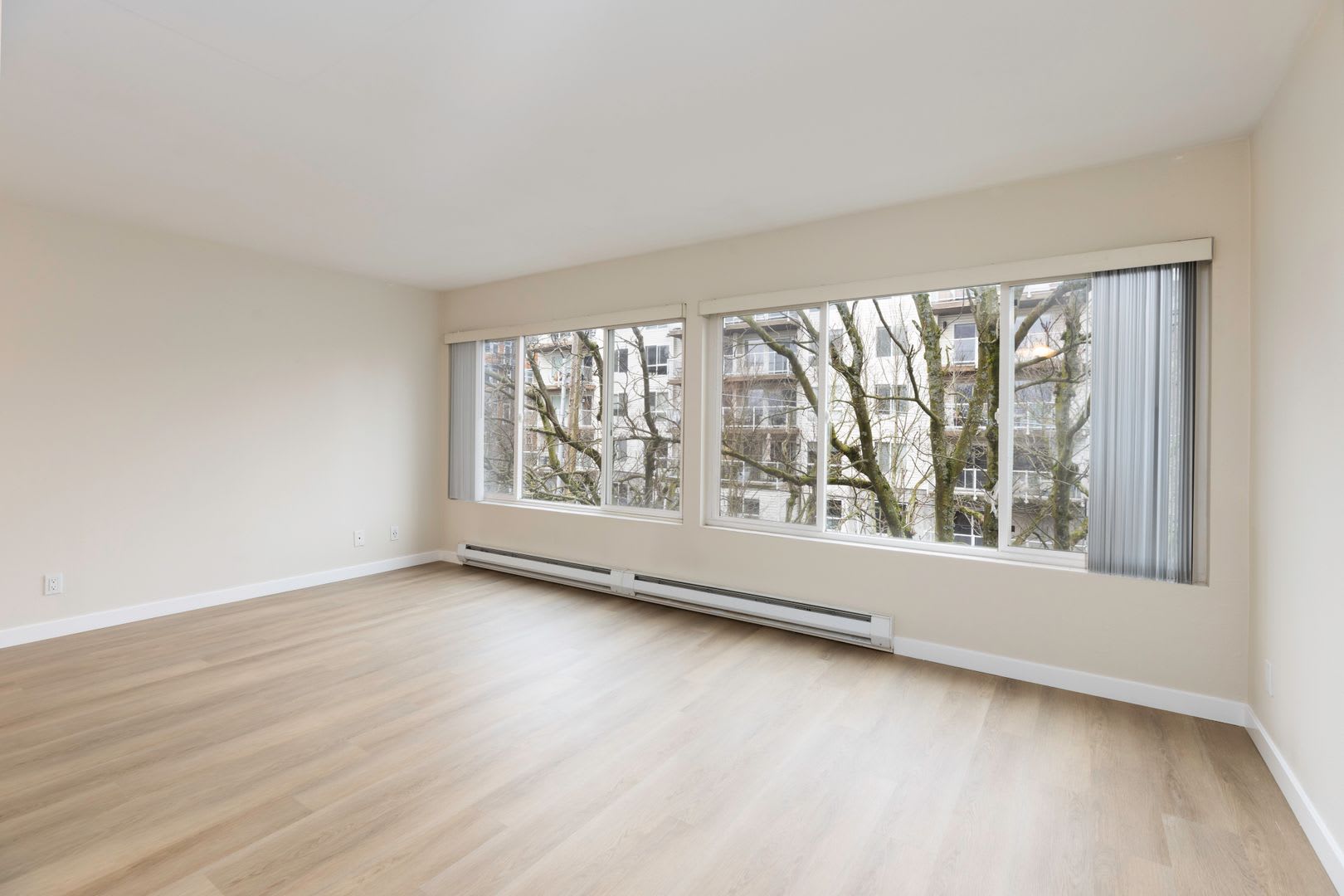 Cordova Apartments – photo 2