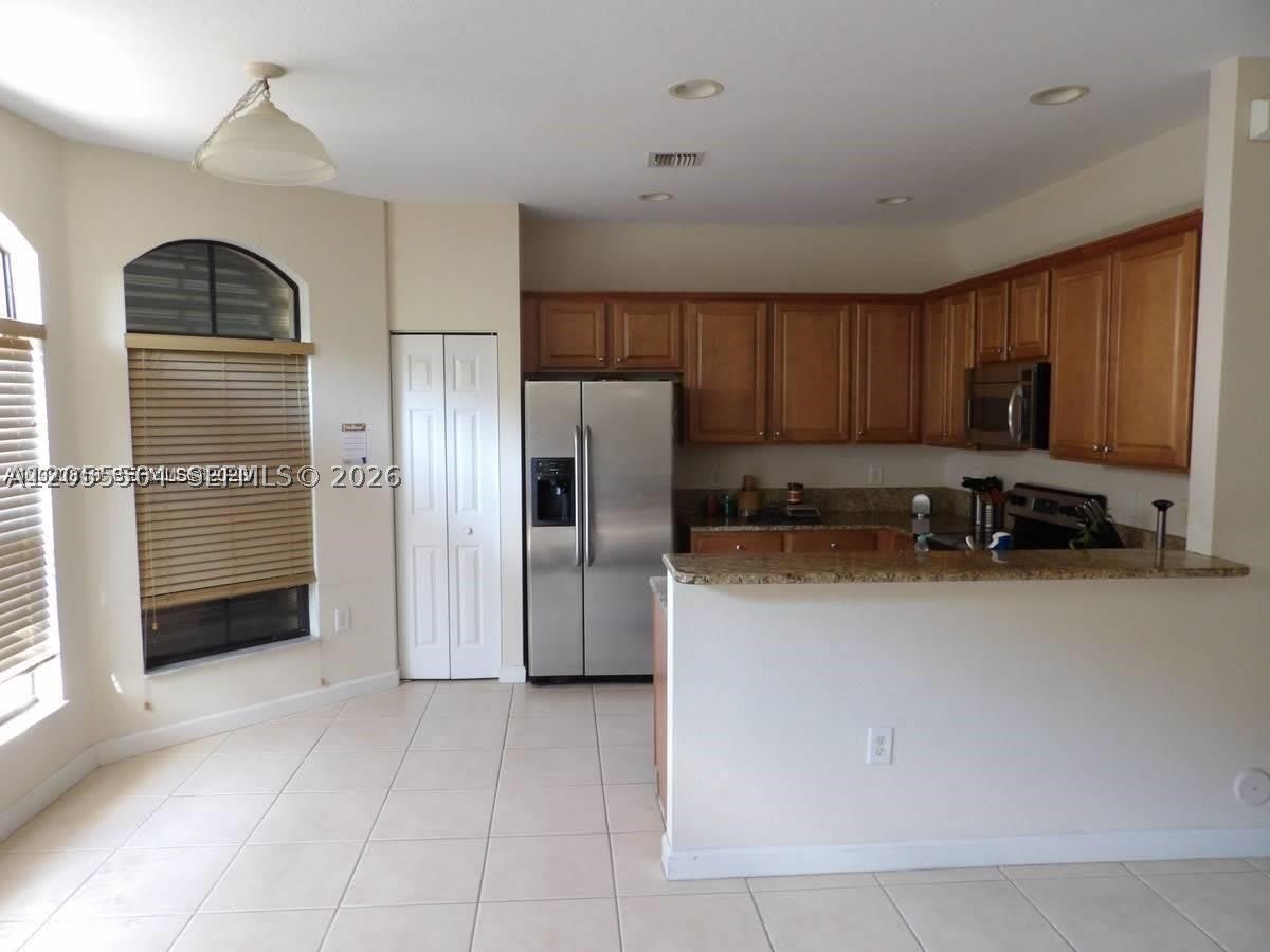 10315 NW 30th Ter – photo 5