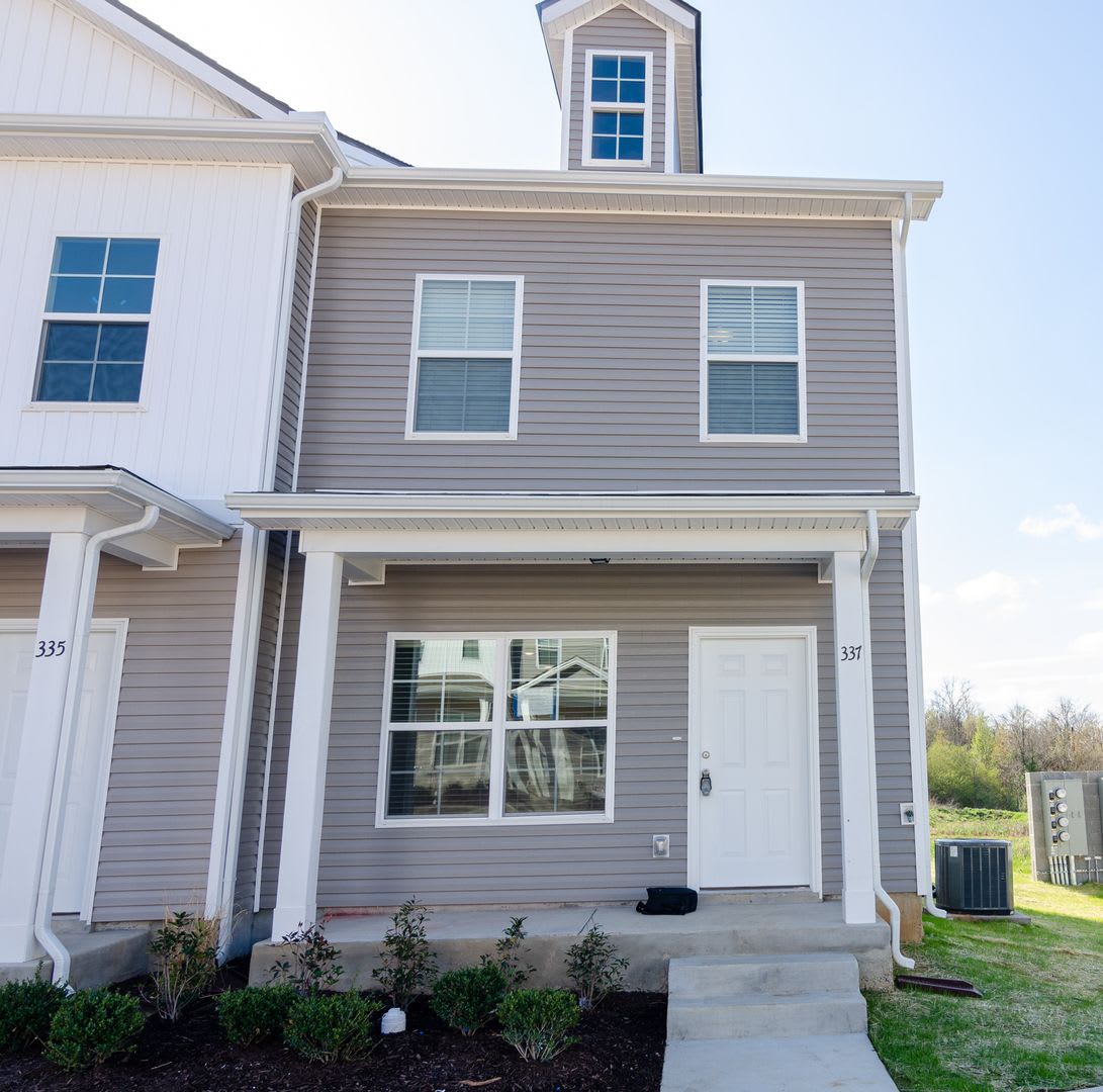 North Columbia Rental – photo 1