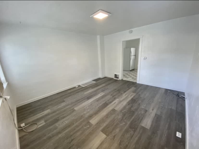 180 East Williams Avenue – photo 5