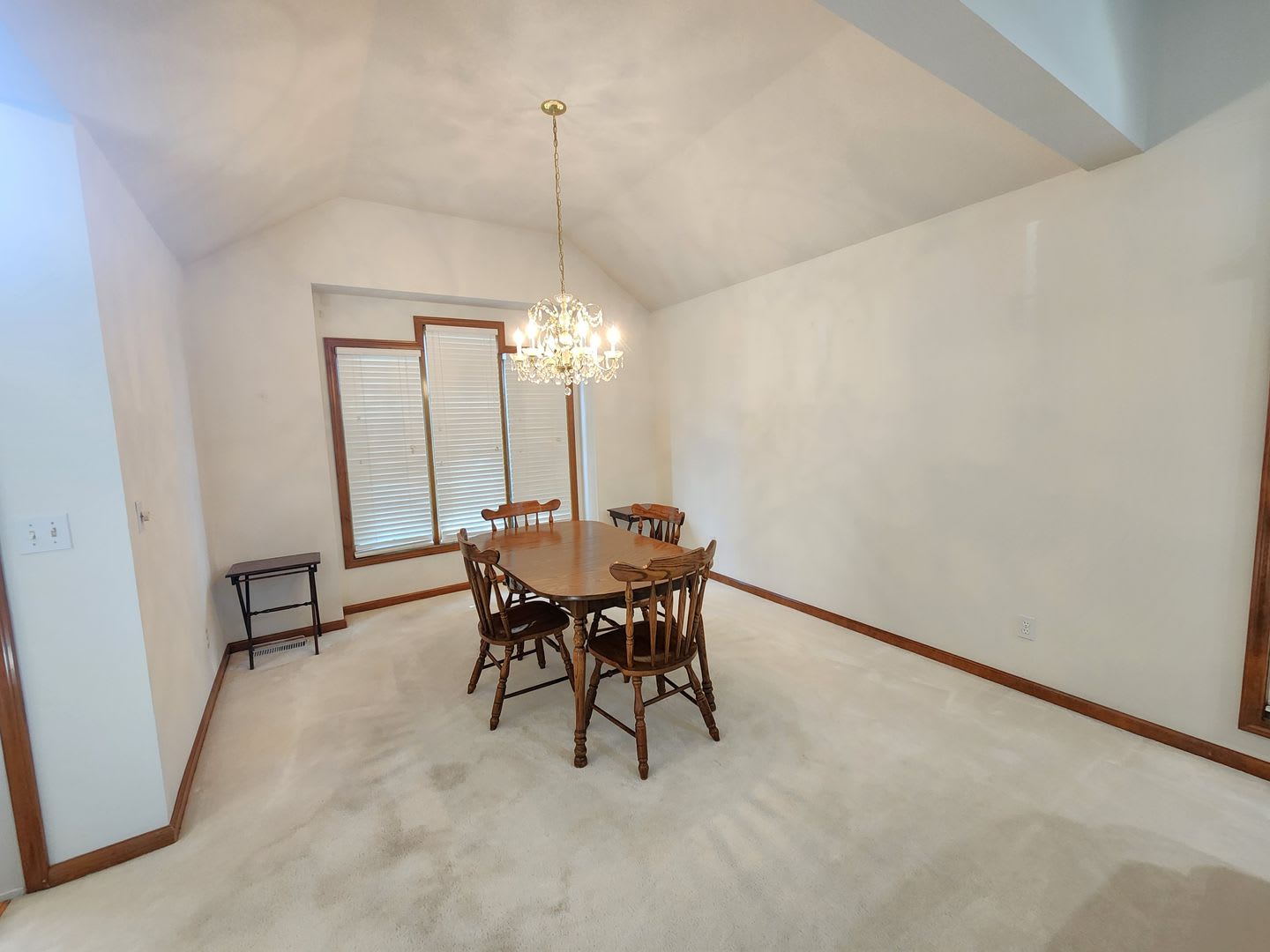Executive 3 Br 3Bth Rancher 2Car Gar With All Utilities Only 450 Mo And Lawncare And Snow Removal Provided – photo 4