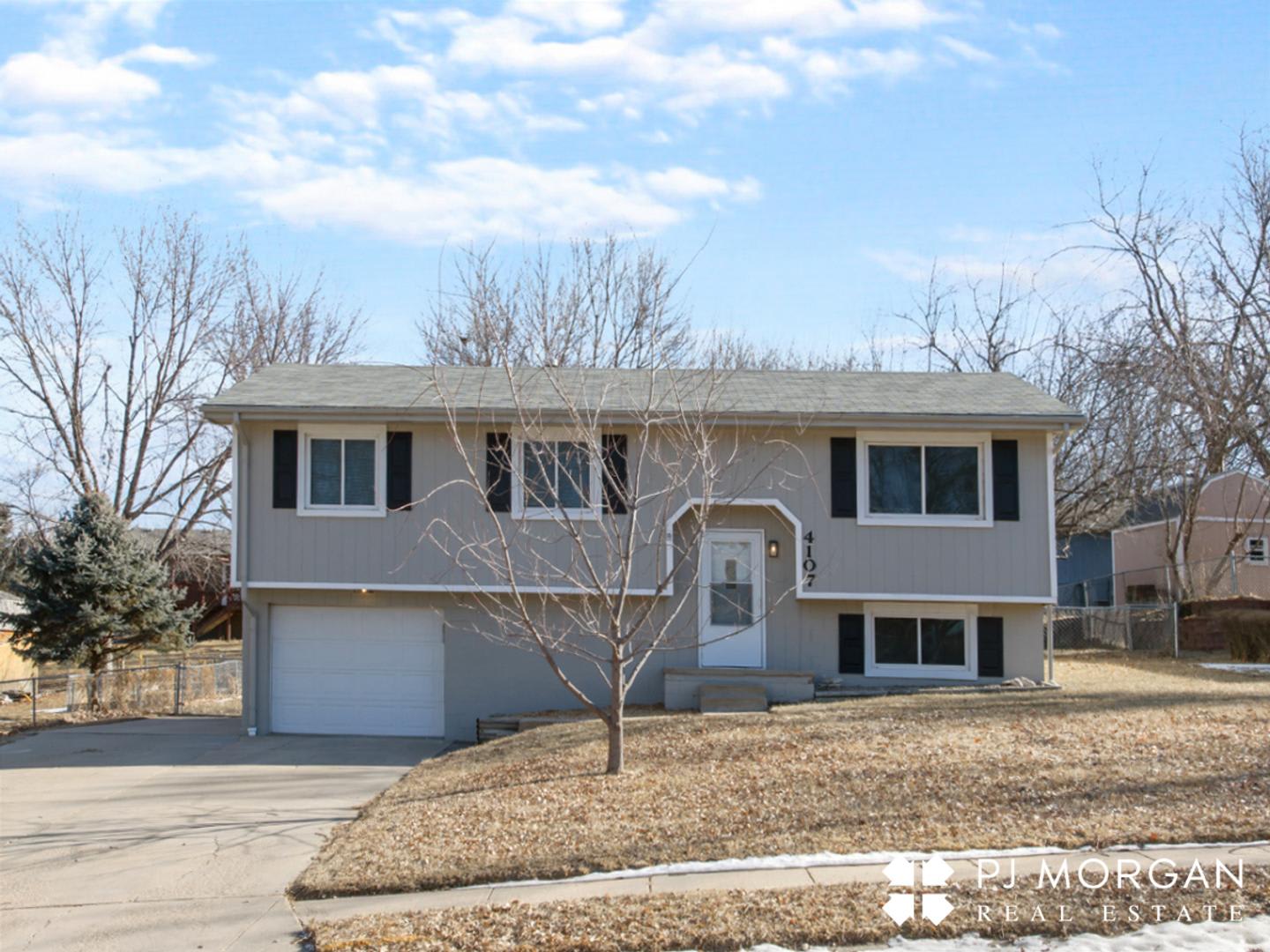 4107 North 213Th Circle – photo 1