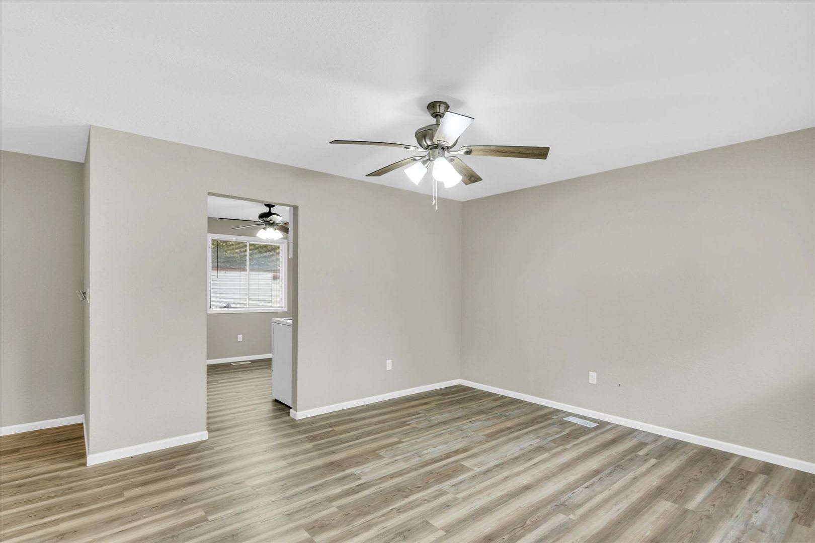 Complete Remodel! 3 Bedroom Home – photo 5