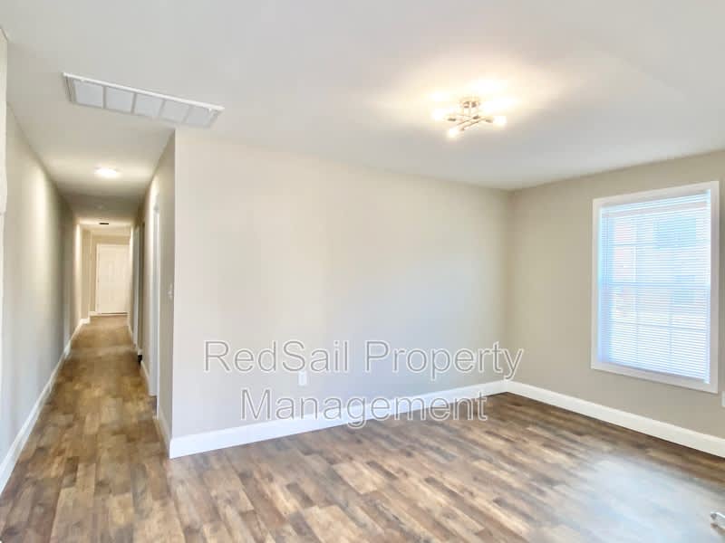 1010 36th St – photo 5