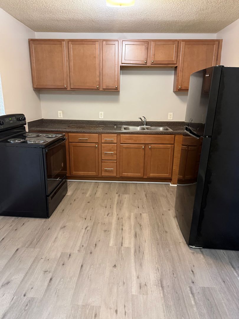 2 bedroom 1.5 bathroom townhouse – photo 5