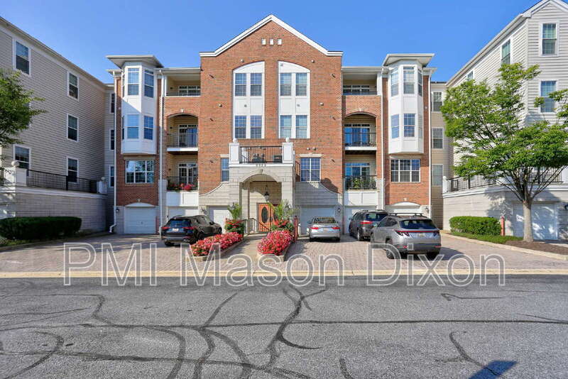 5920 Great Star Drive – photo 3