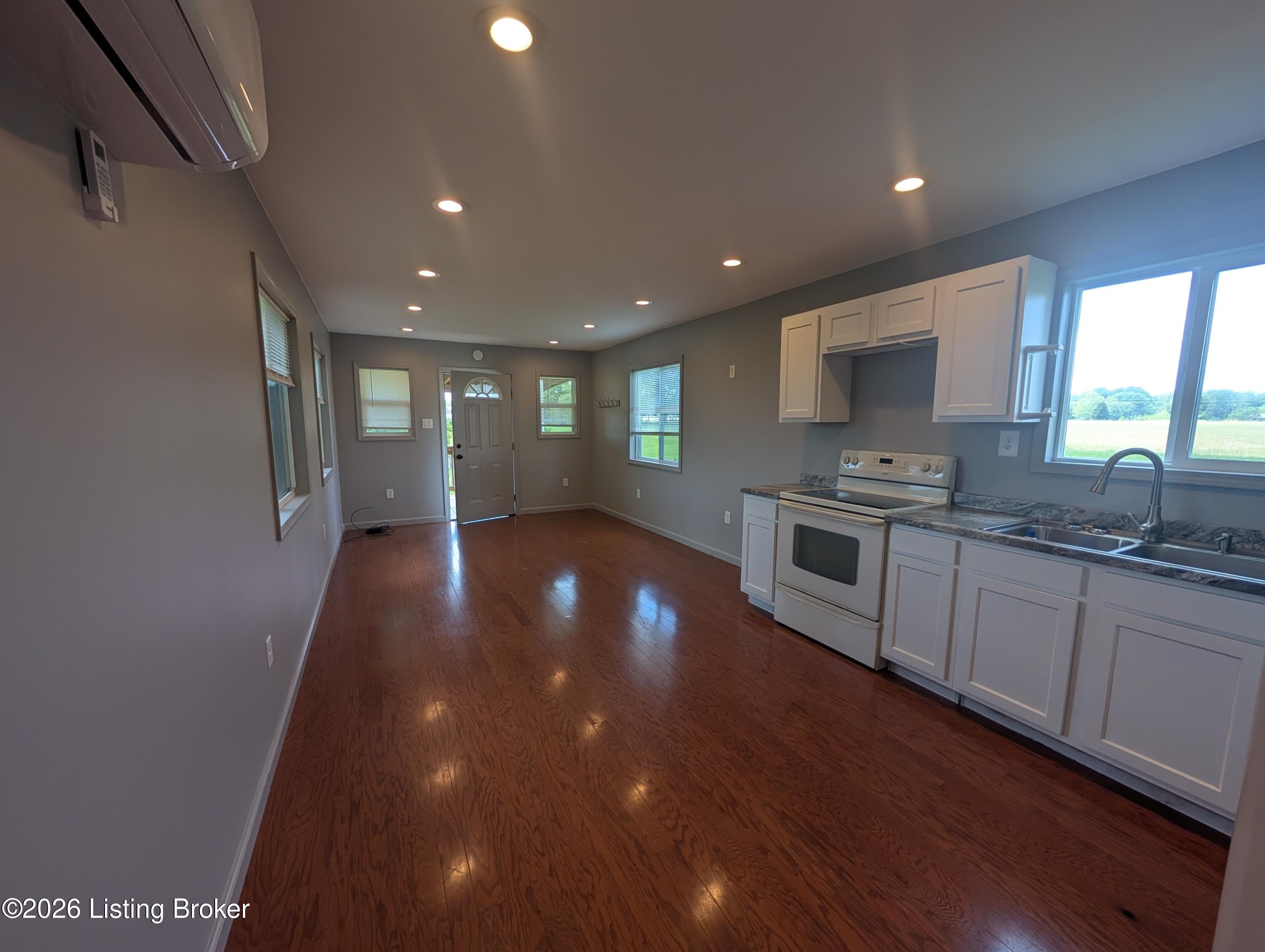 2604 E Buckeye Ln – photo 5