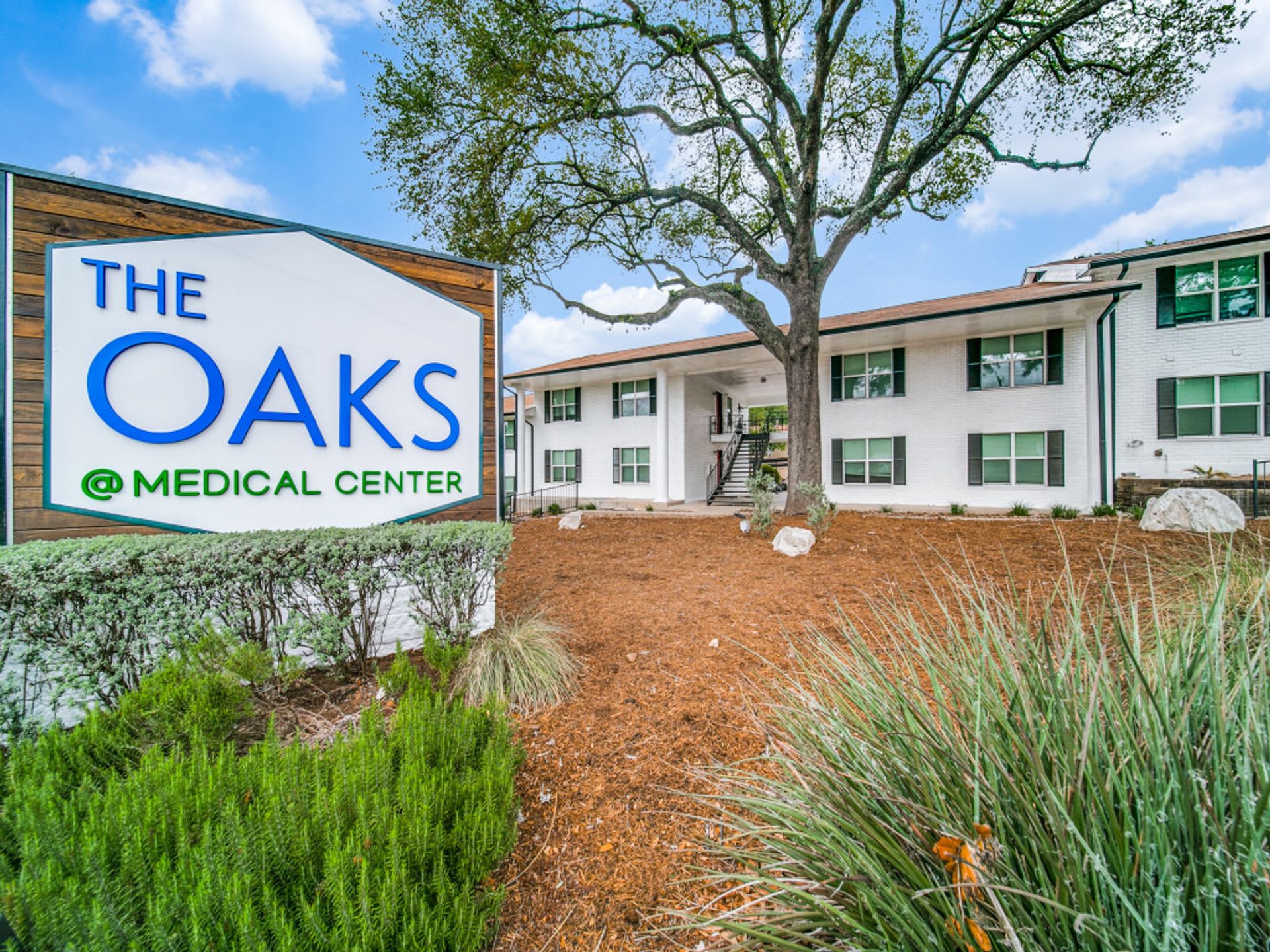 Oaks At Medical Center – photo 1