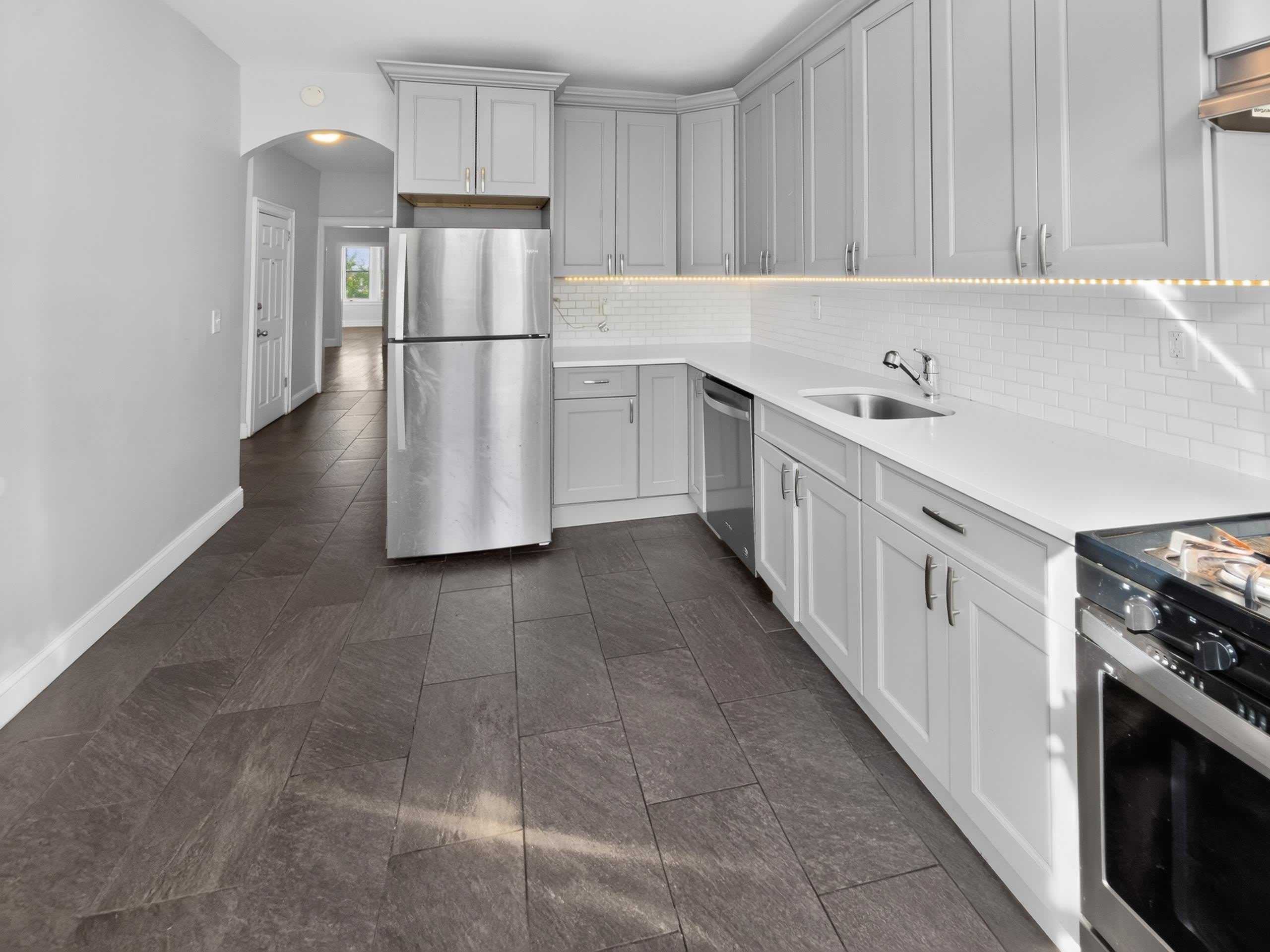 86 W 45TH ST – photo 1