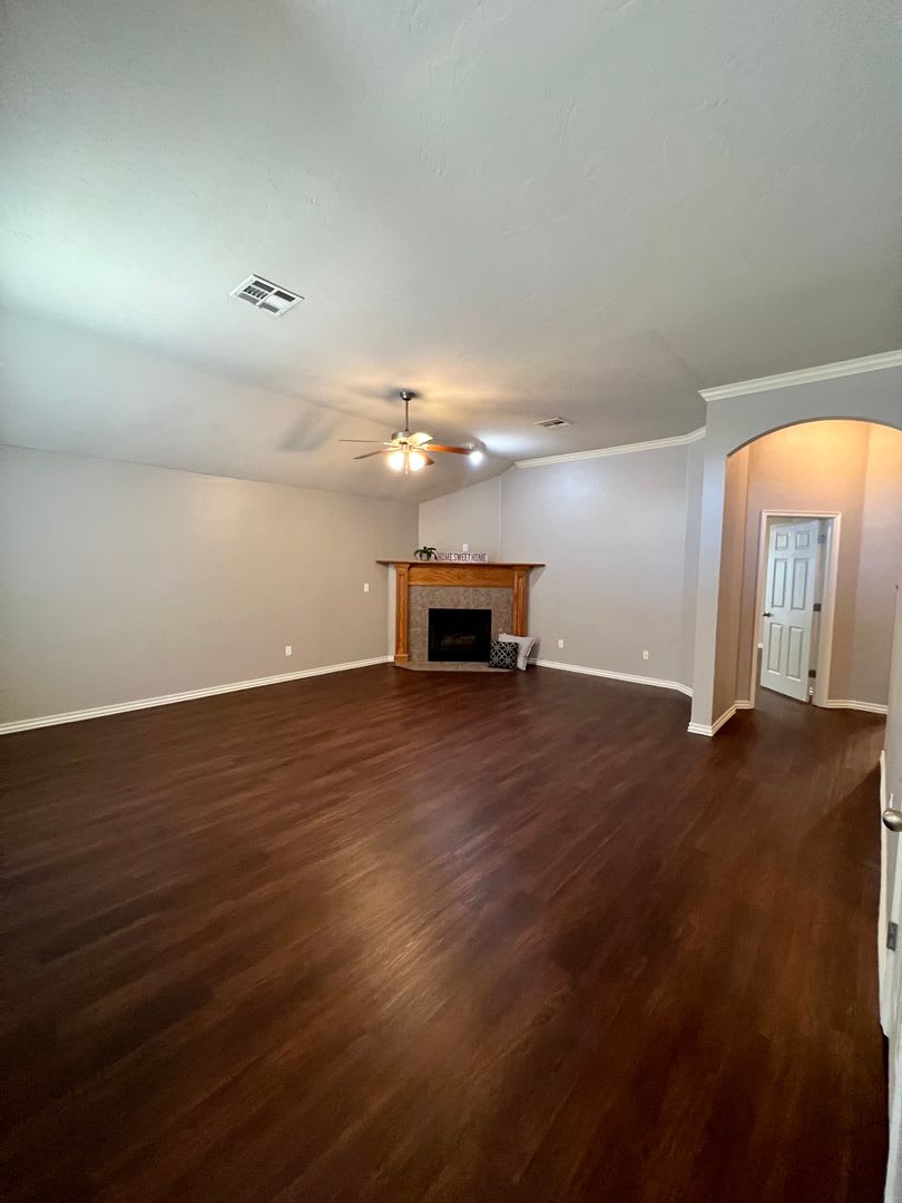 Wonderful Rental Home In Sycamore Creek – photo 3