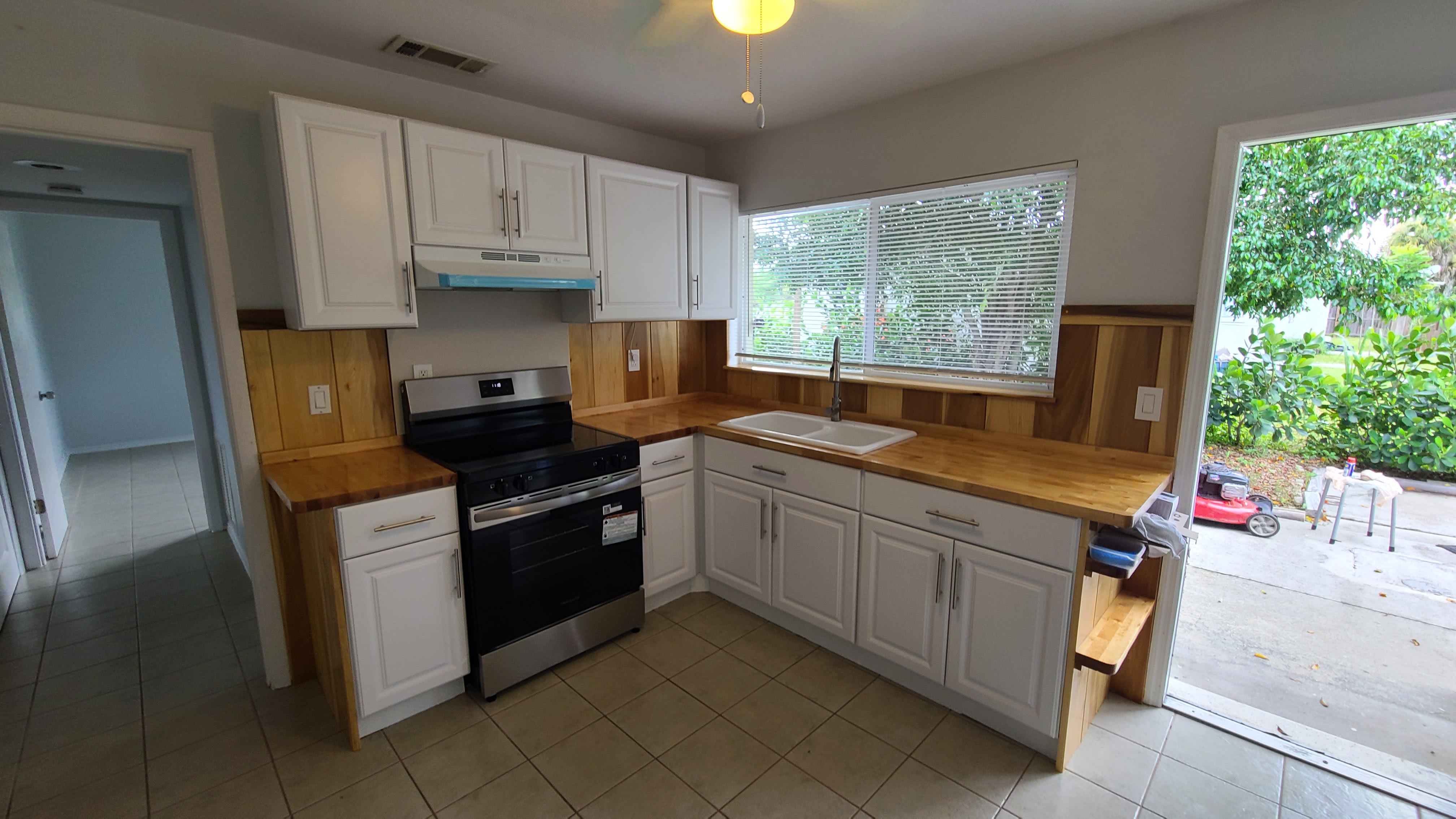 203 Santurce Avenue – photo 1