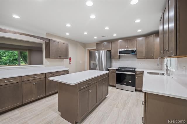4866 Walnut Lake Road – photo 5