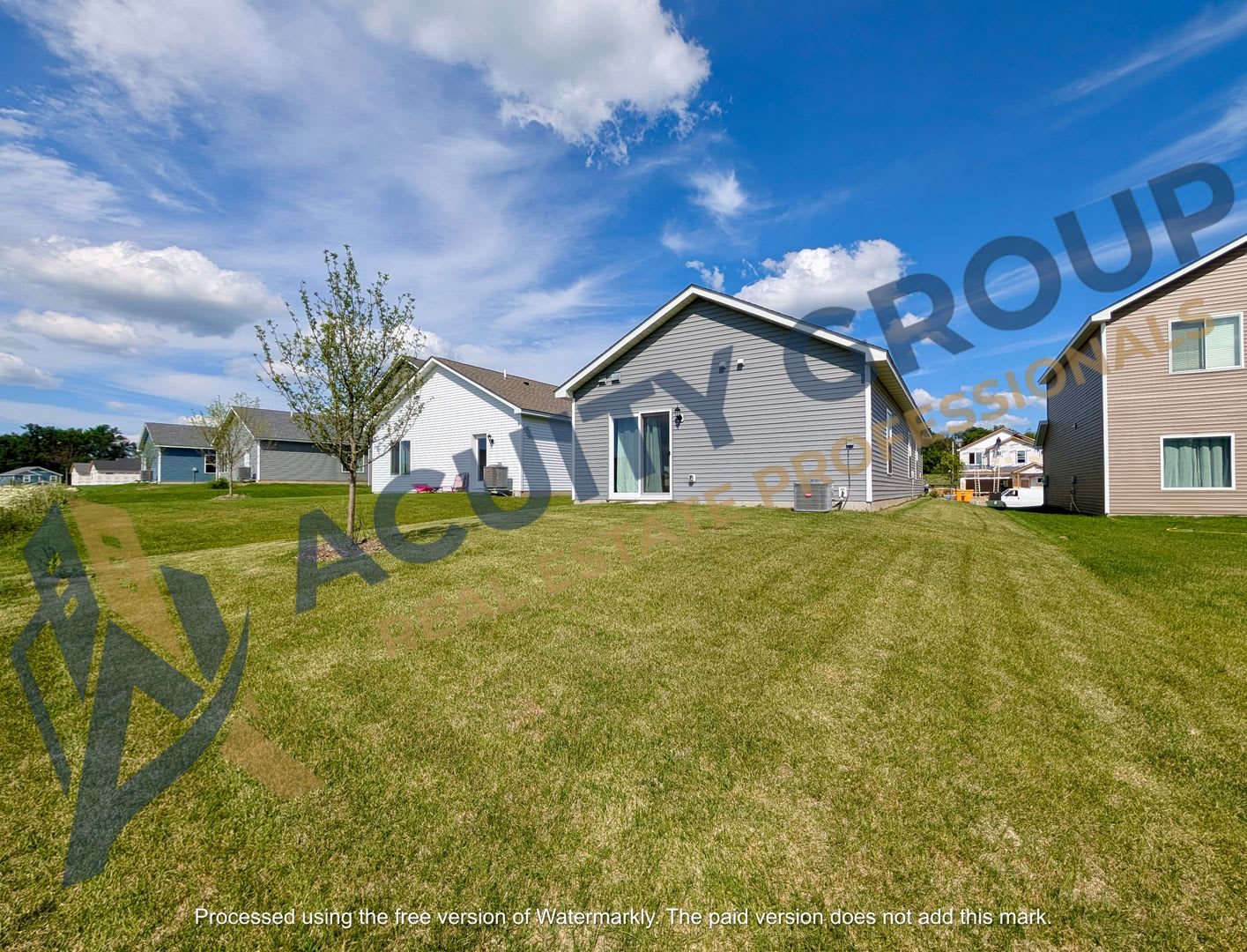 Newer built 3bd 2ba Cambridge single level home for Rent – photo 3