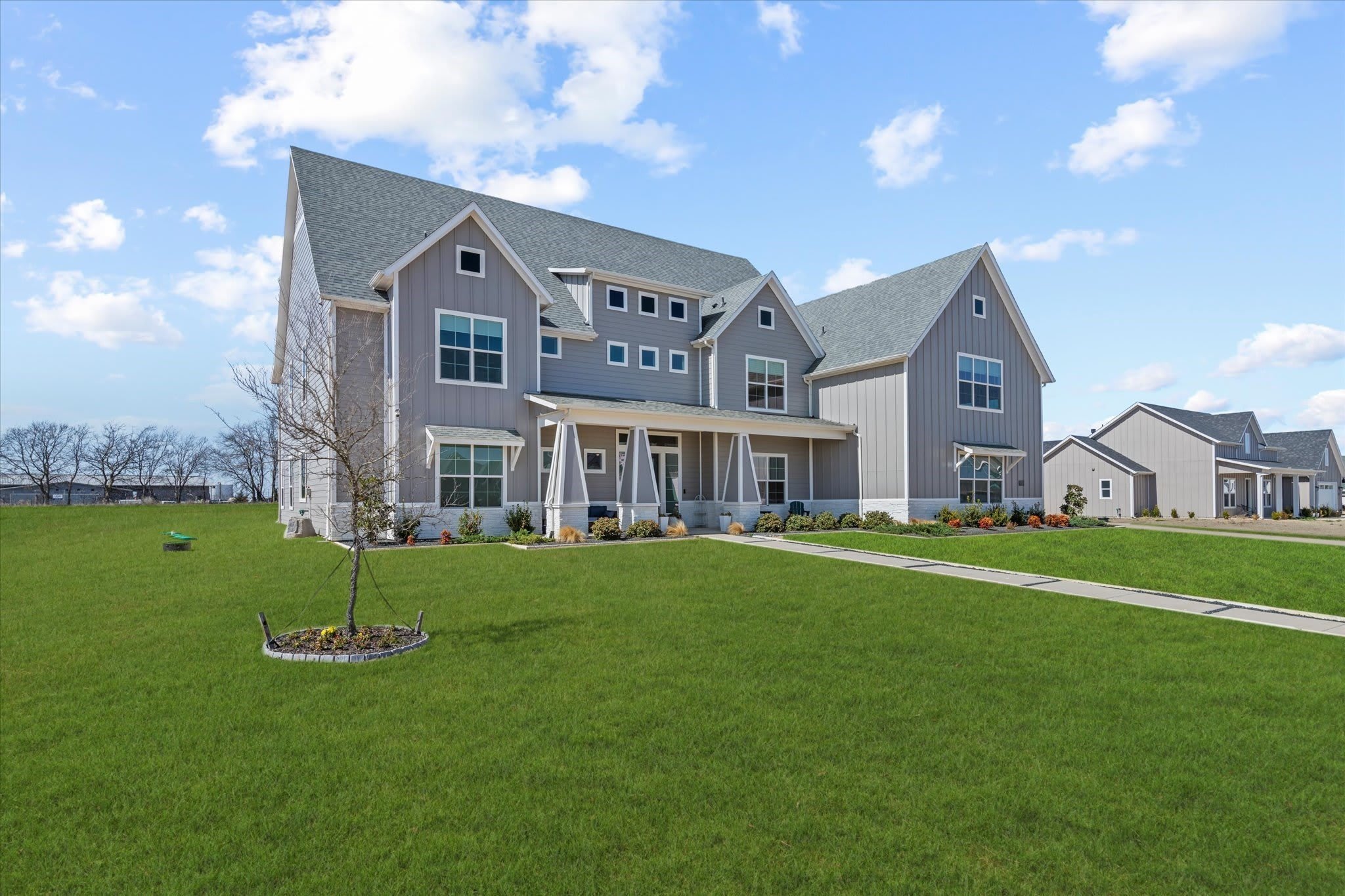 711 Lexington Lane – photo 2