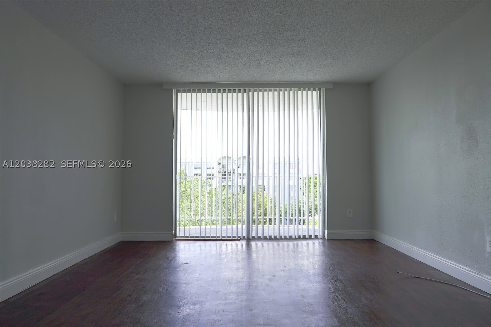 482 NW 165th St Rd – photo 3