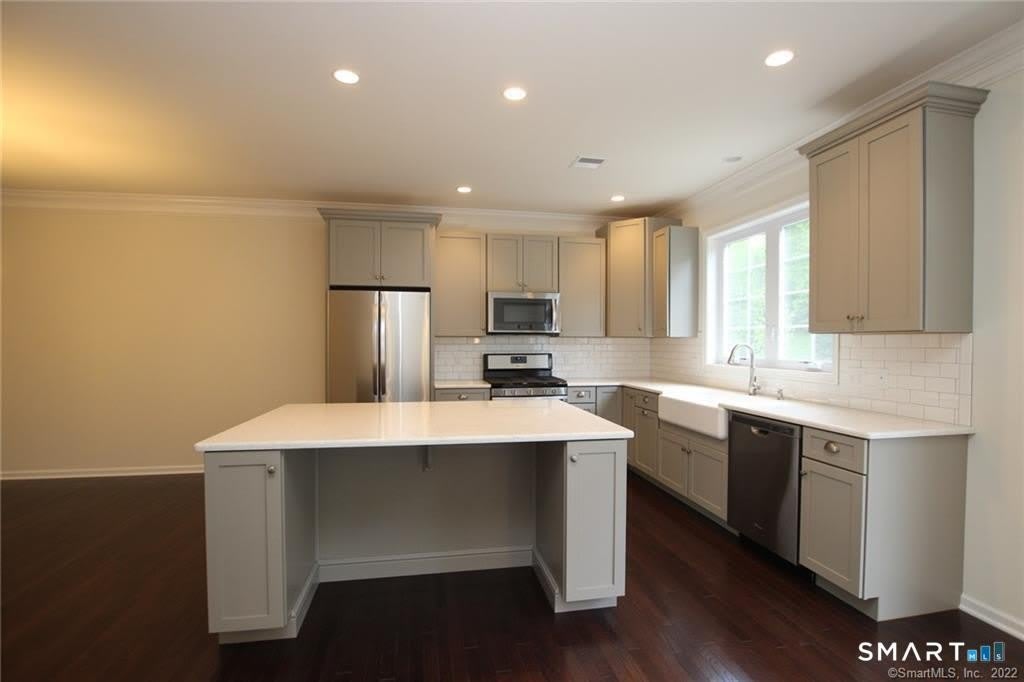 10 Moorland Drive – photo 2