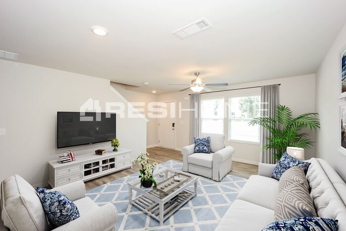1028 Bluecoat Circle – photo 4