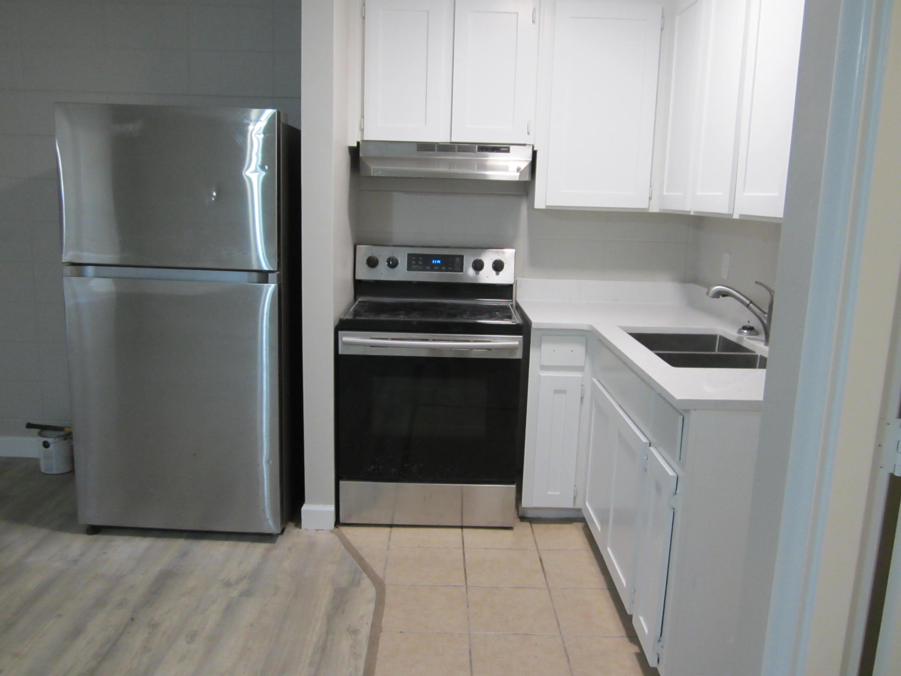 109 Se Chicago Avenue – photo 5