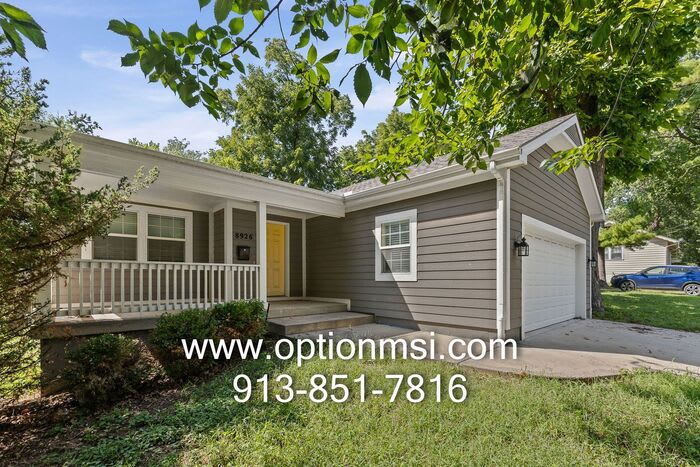 8926 Grand Avenue – photo 2