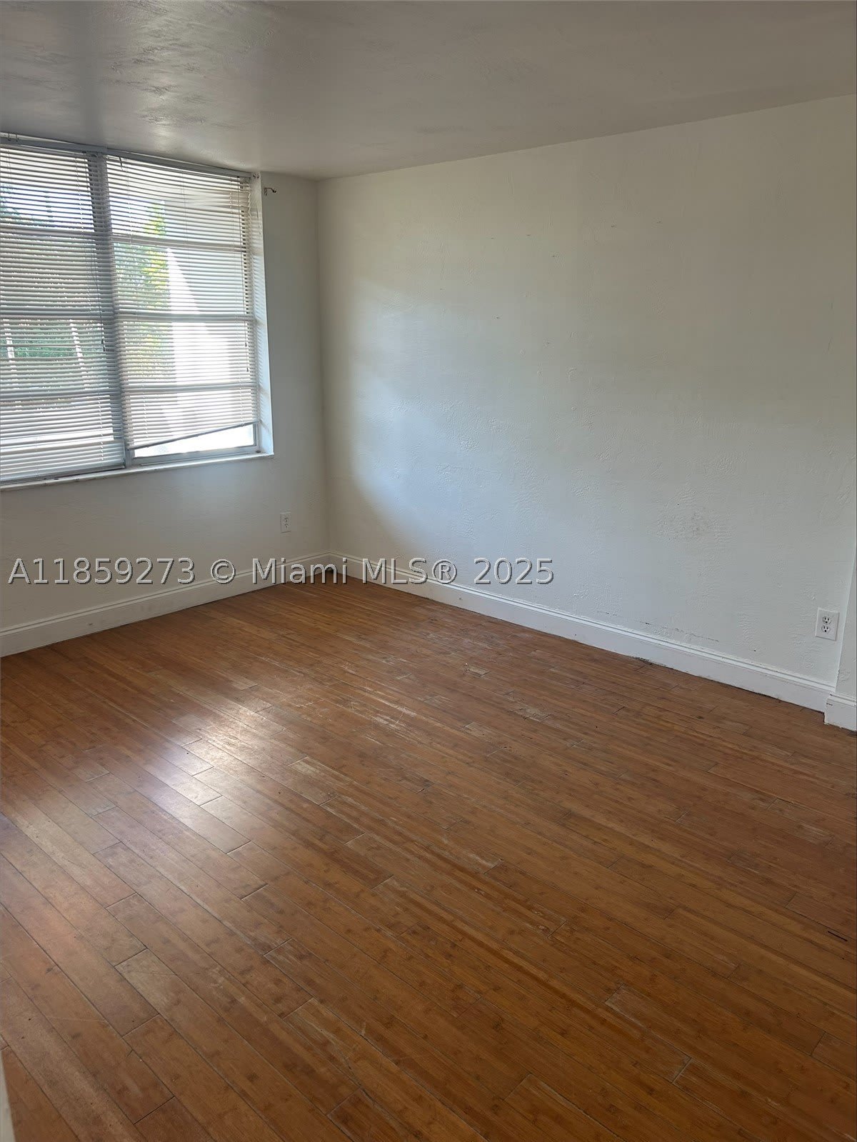 2175 Ne 170Th St – photo 4