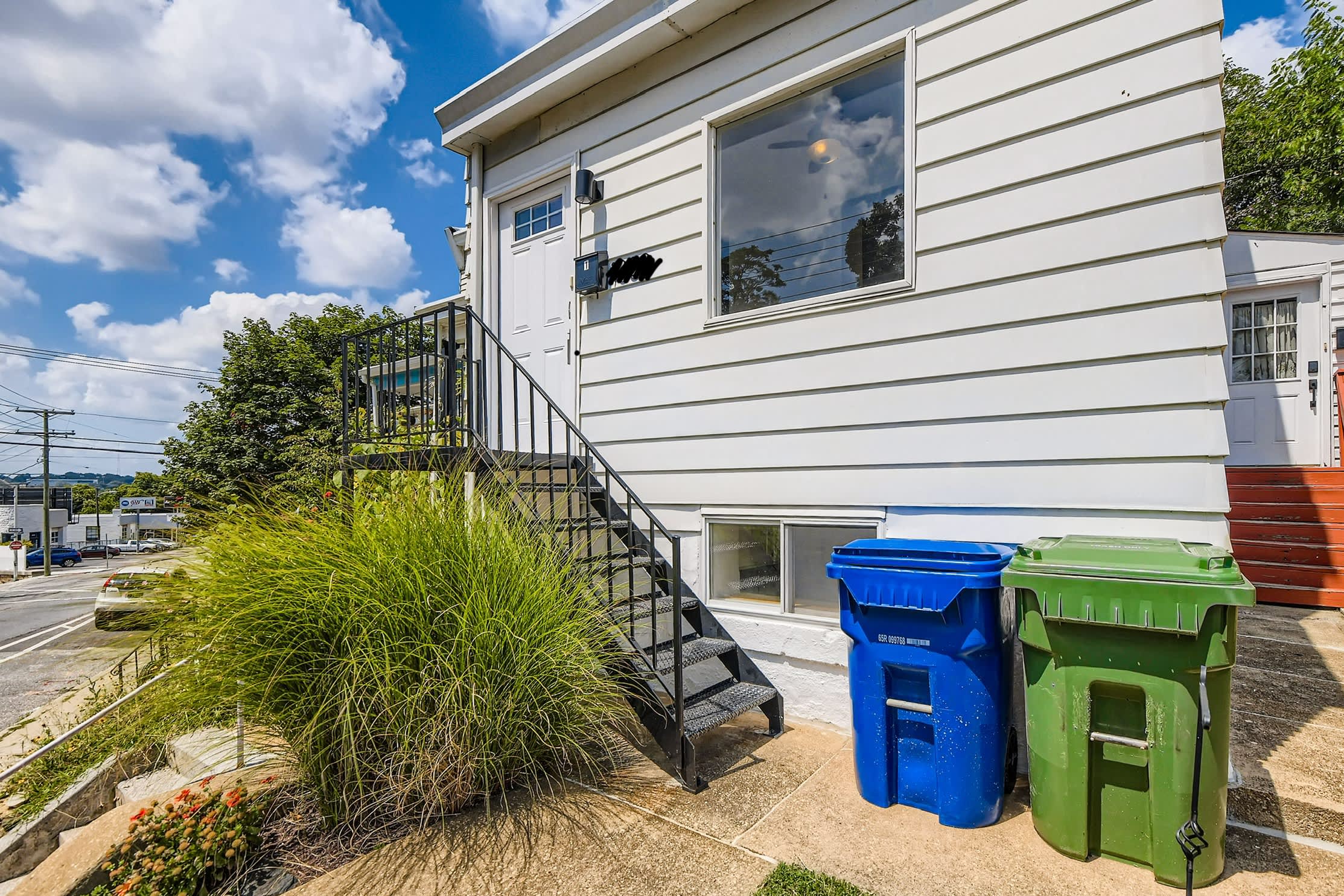1000 W 41st St – photo 4