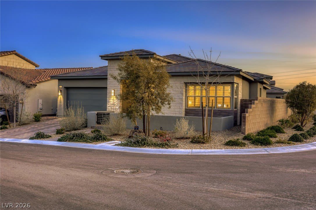 11729 Belorado Avenue – photo 3