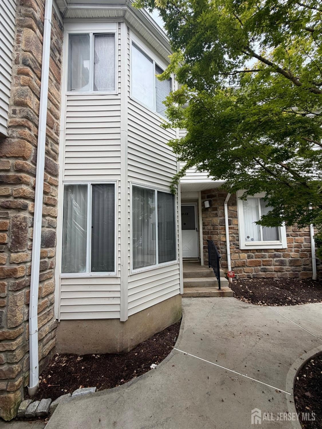 1034 Schmidt Lane – photo 3
