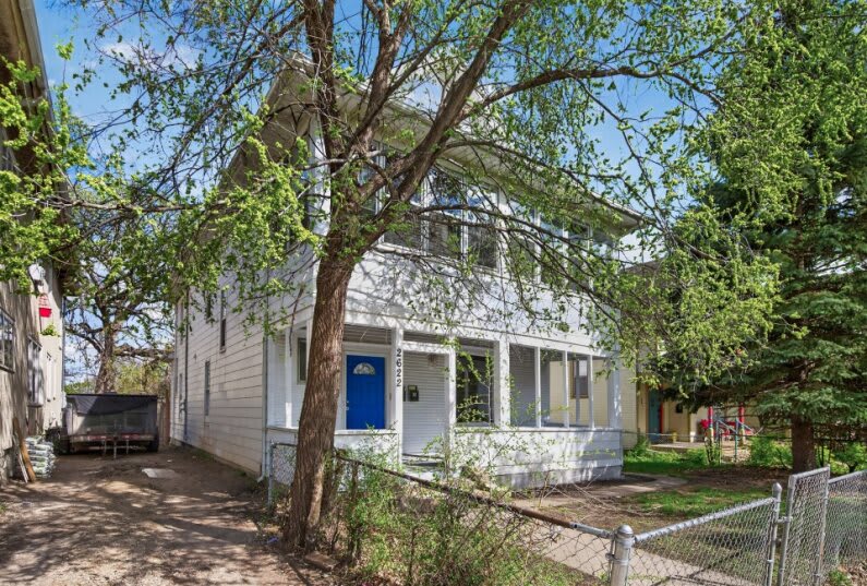 2622 N 4Th St Unit 1 – photo 2