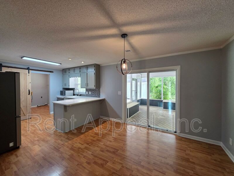 102 Park Place Dr – photo 5