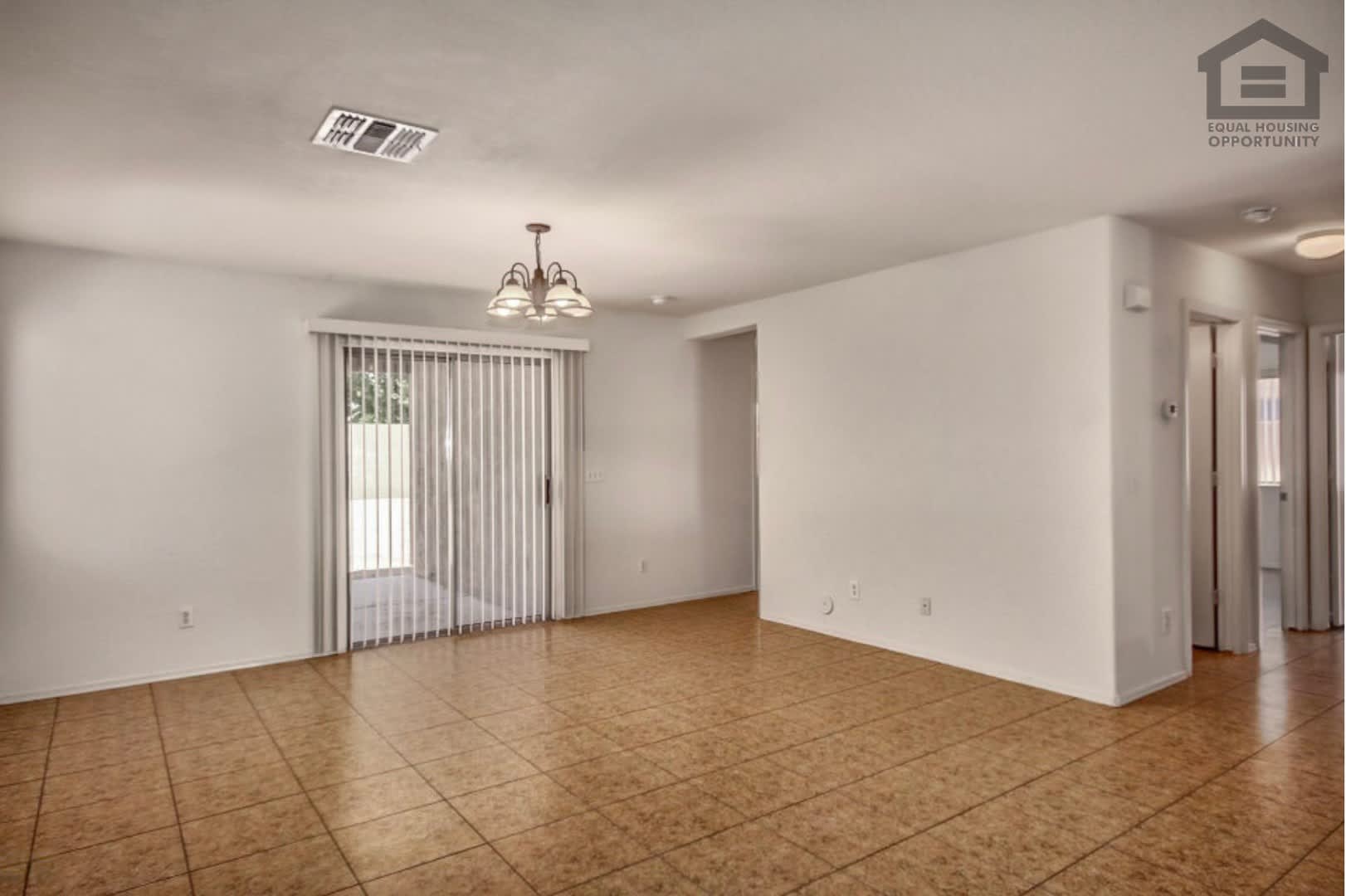 3Bed/2Bath House in Buckeye! Ready for Immediate Move-In! – photo 5