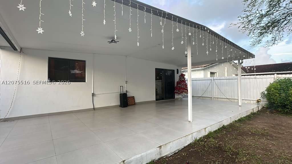 2370 NW 33rd St – photo 2