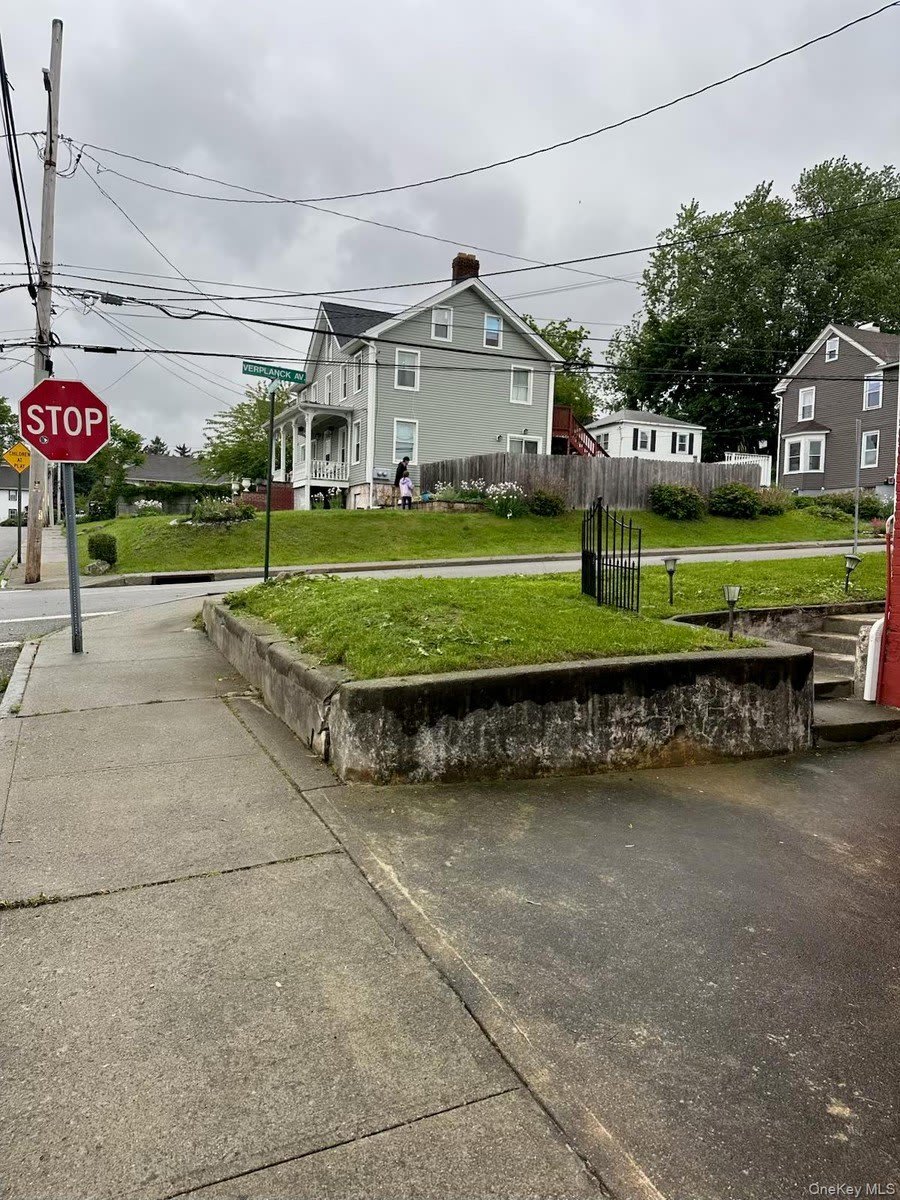28 Davis Street – photo 3